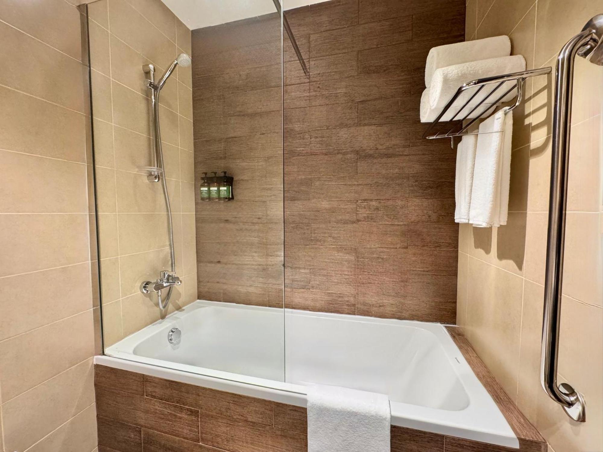 Staybridge Suites - Doha Lusail By Ihg Extérieur photo